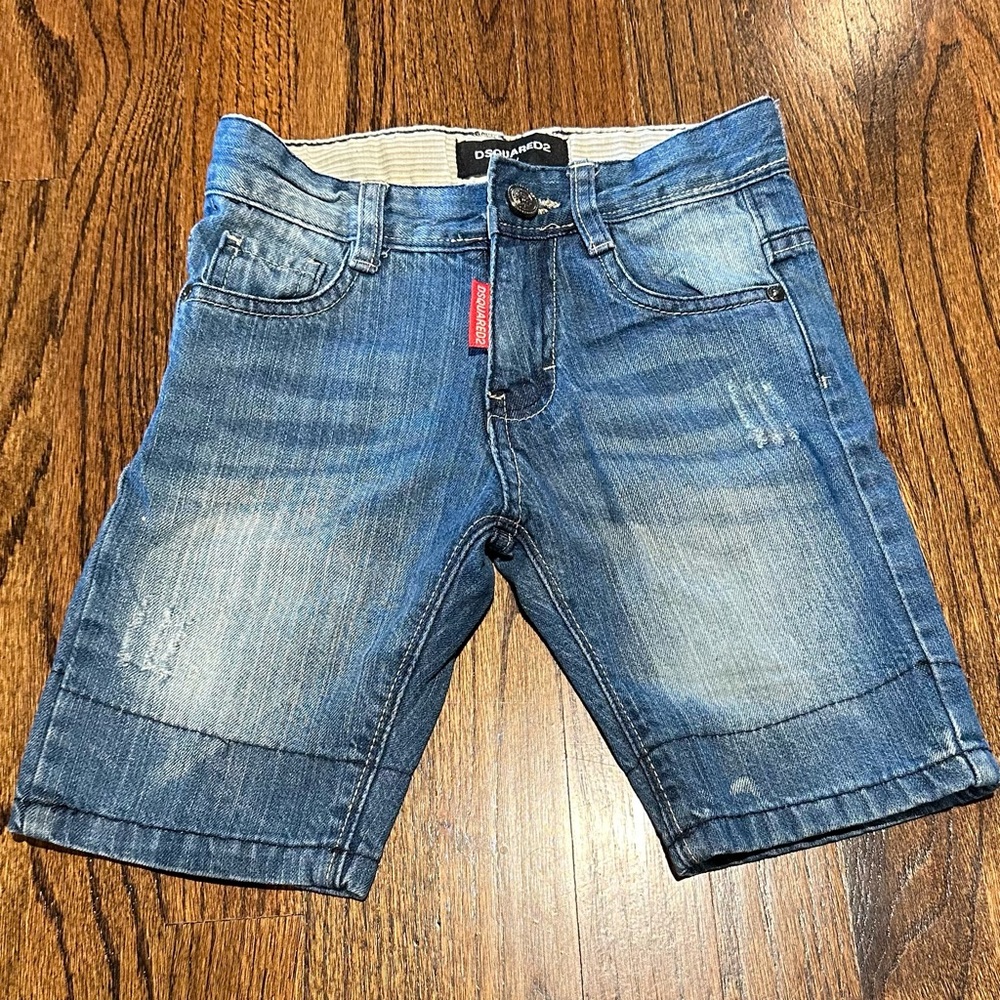 DSQUARED2 denim shorts - size 5